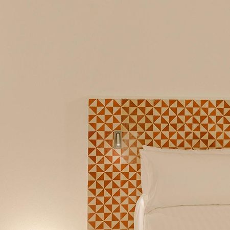 Flateli Santa Clara 12 Apartment ชีโรนา ภายนอก รูปภาพ